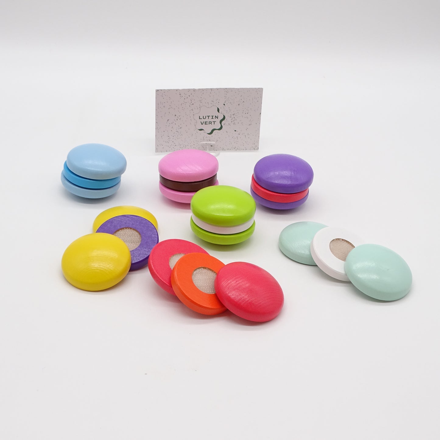 8 macarons à découper en bois SANS MARQUE - Dès 18 mois | Ref 15533