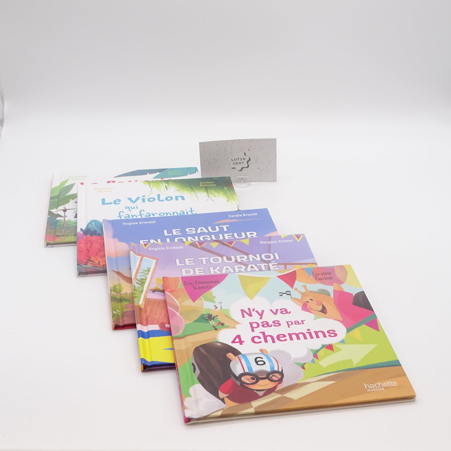 Lot 5 livres d’histoires différentes  HACHETTE - Dès 5 ans | Ref 14978