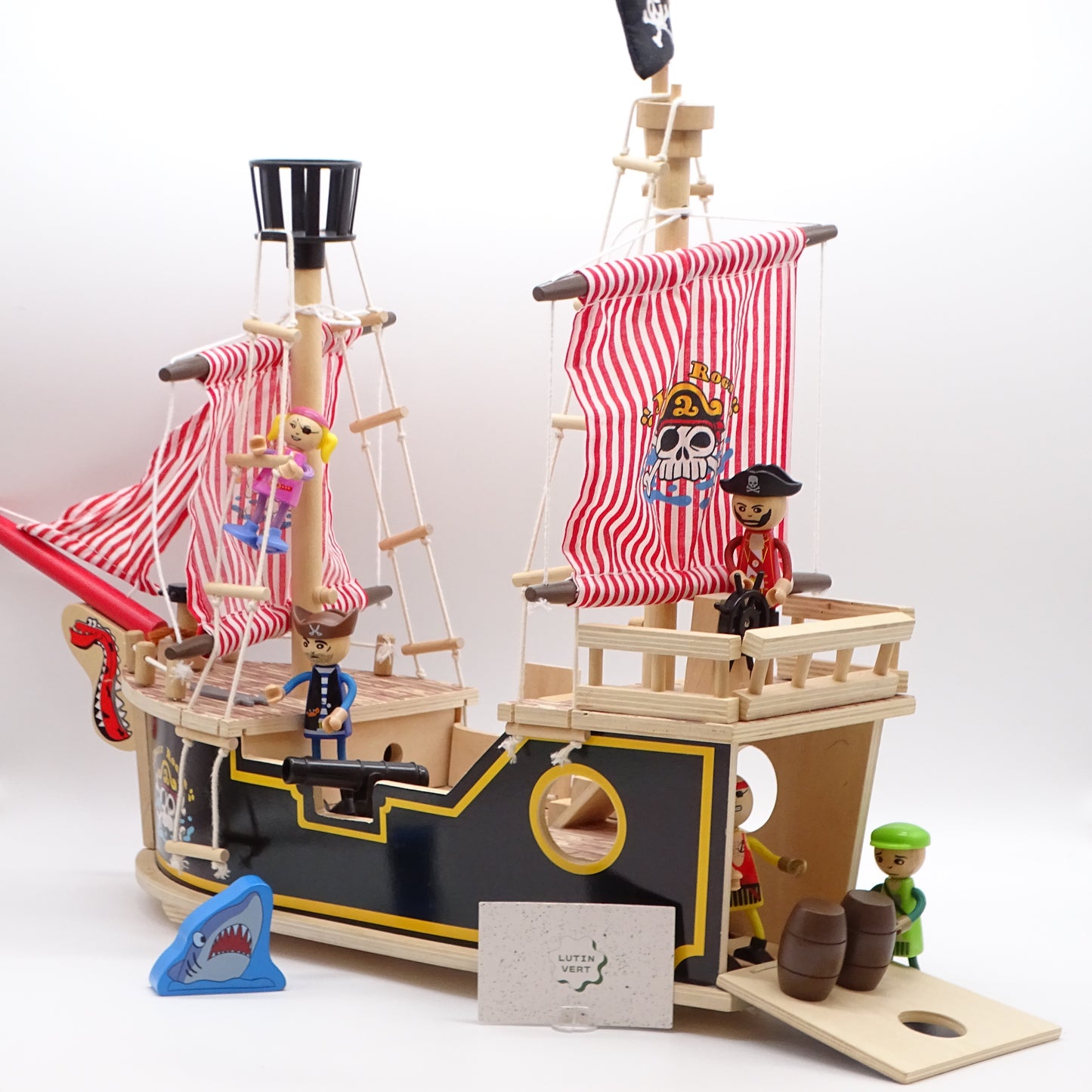 Bateau Pirate en Bois  SANS MARQUE - Dès 4 ans | Ref 15392