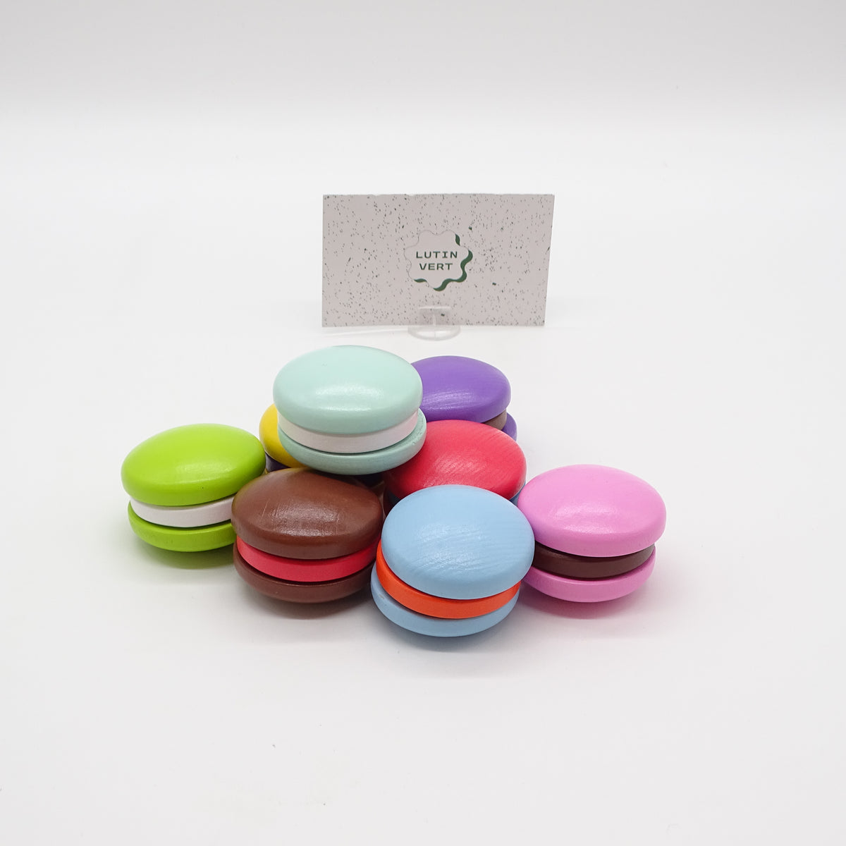 8 macarons  à découper en bois SANS MARQUE - Dès 18 mois | Ref 15533
