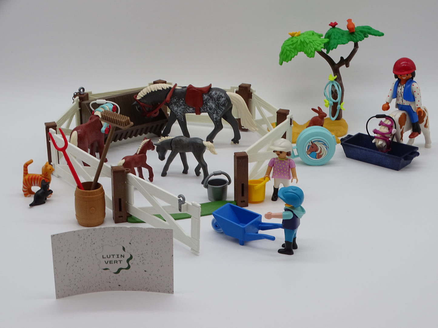 Playmobil 9262 « Le Haras » d'occasion PLAYMOBIL - Dès 4 ans | Ref 13080