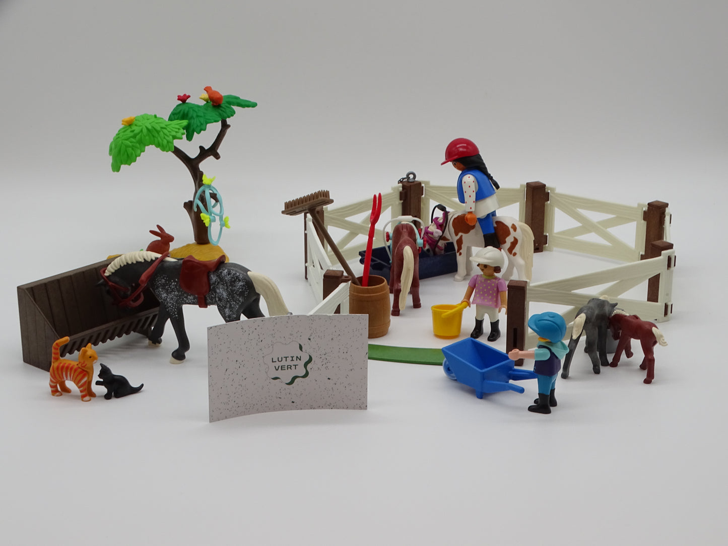 Playmobil 9262 « Le Haras » d'occasion PLAYMOBIL - Dès 4 ans | Ref 13080