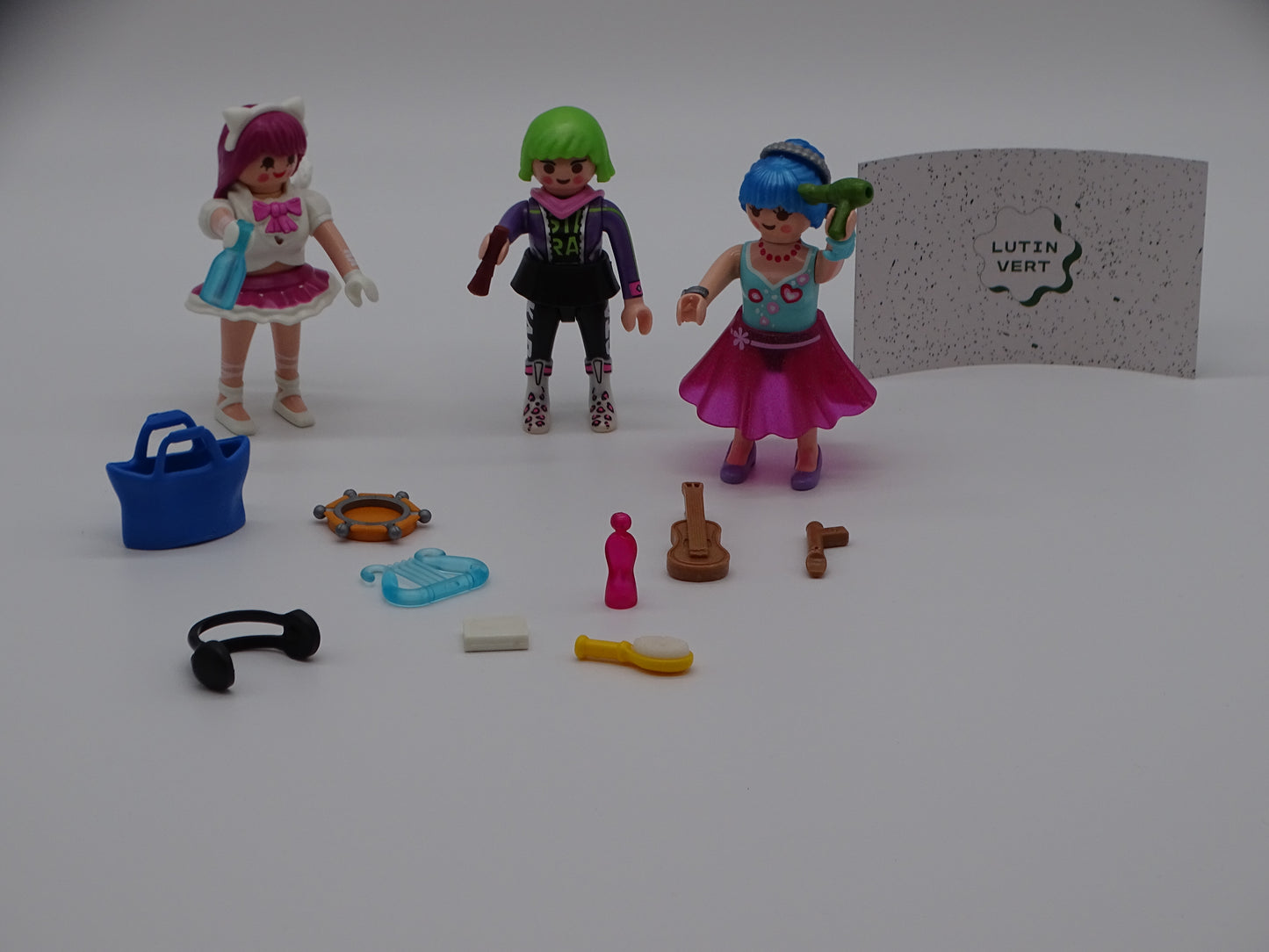 Playmobil pièce unique « le groupe de K-pop » d'occasion PLAYMOBIL - Dès 4 ans | Ref 13127
