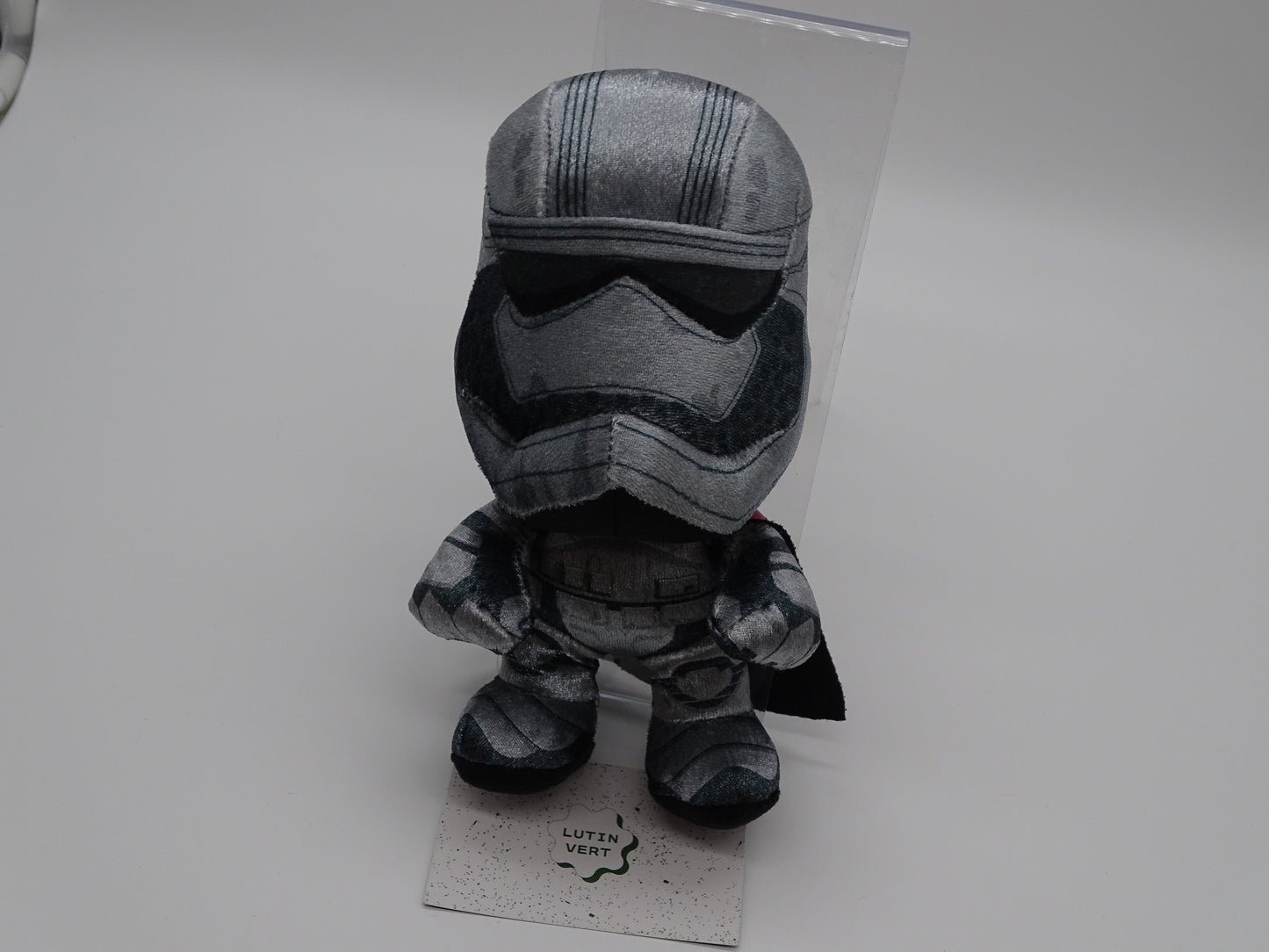 Peluche Capitaine Phasma  d'occasion DISNEY  - Dès 6 ans | Ref 13329