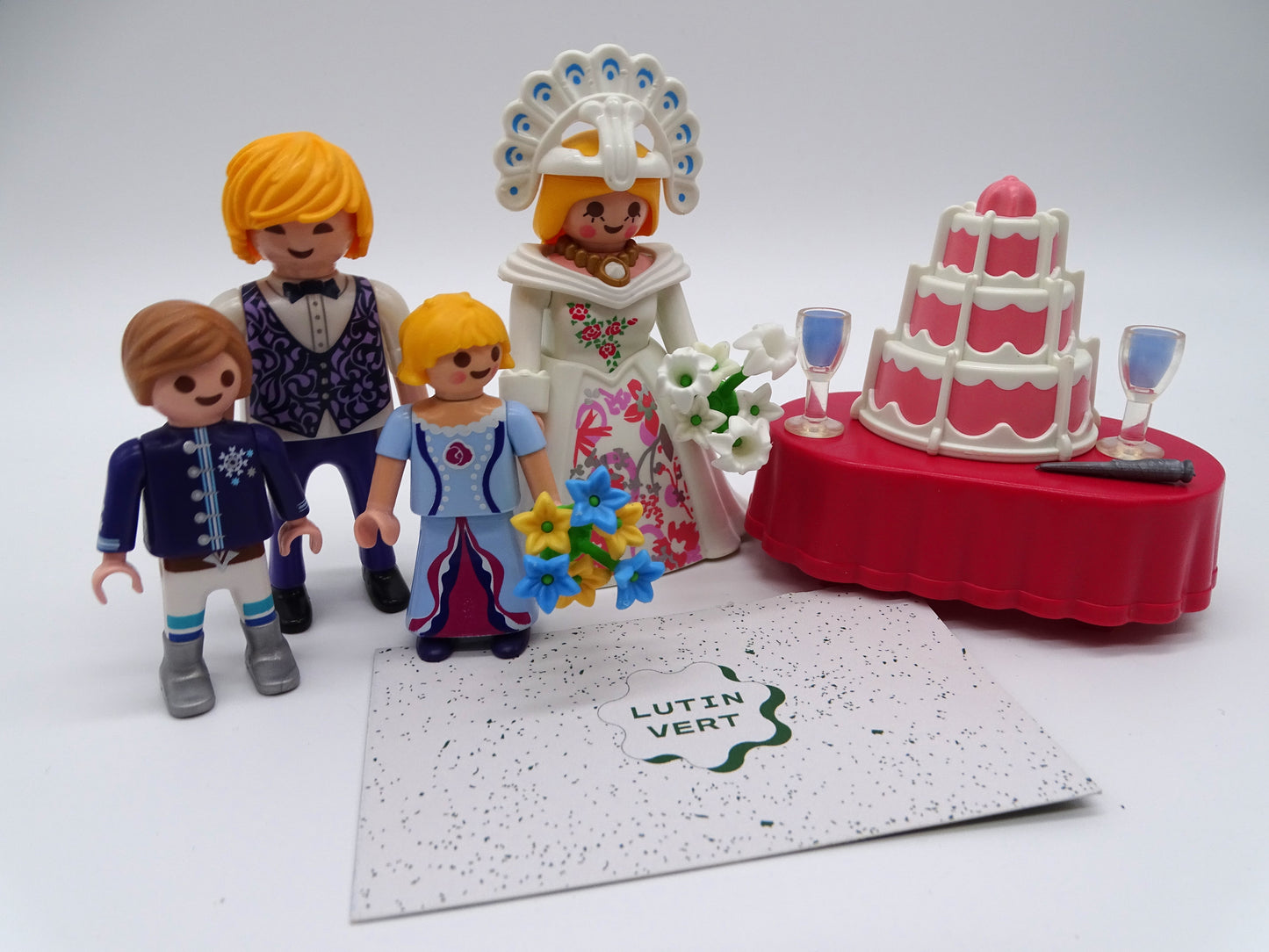 Playmobil pièce unique « Les mariés et les enfants » d'occasion PLAYMOBIL - Dès 4 ans | Ref 13412