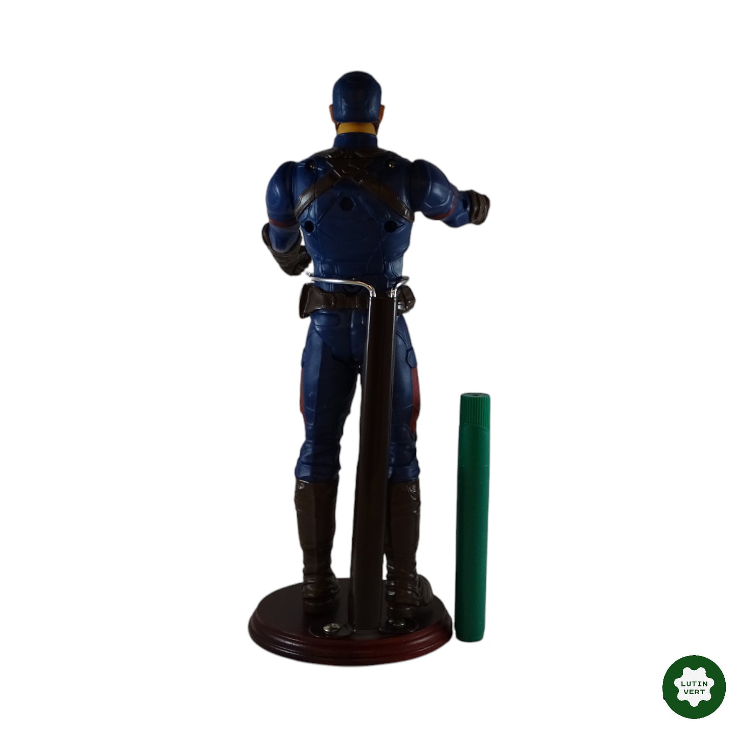 Figurine Captain America 29 cm d'occasion HASBRO - Dès 3 ans | Ref 9551