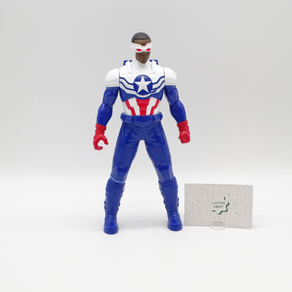 Figurine Captain America (Sam Wilson) 24 cm HASBRO - Dès 4 ans | Ref 16322