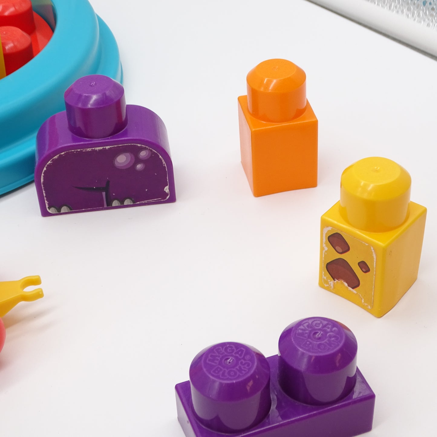 Boite de 25 Méga Bloks d'occasion MEGA BLOKS - Dès 2 ans | Ref 14144