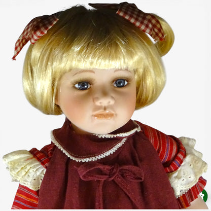 Poupée de collection en porcelaine sur socle d'occasion  - Dès 6 ans | Ref 10396