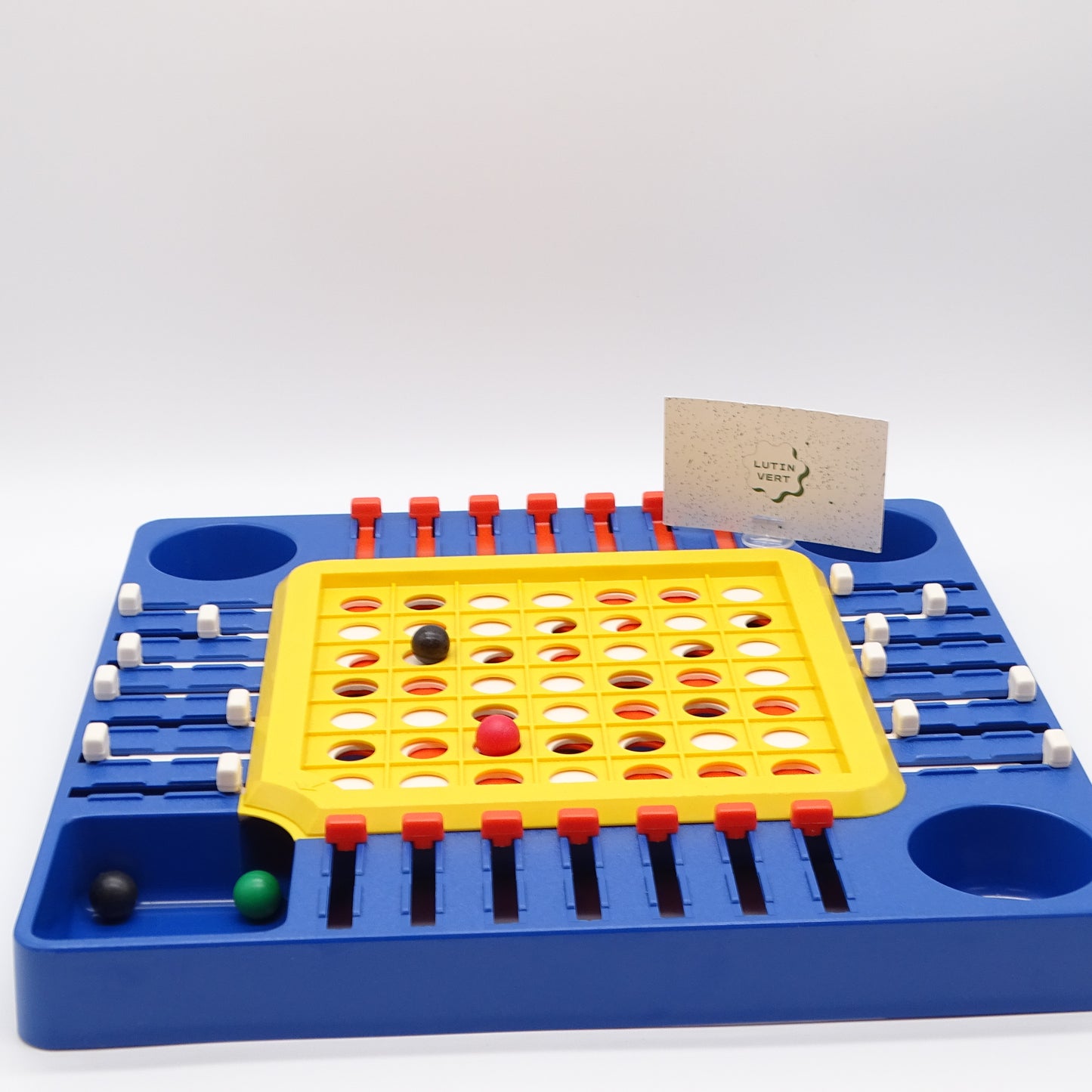 Pièges, Édition vintage 1984 MB JEUX - Dès 7 ans | Ref 14683